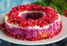 Салат Гранатовый браслет с курицей, пошаговый рецепт с фото